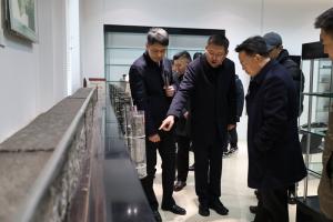 湖南洞口县委书记吴韬到访九游体育app集团并签订合作框架协议