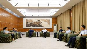 江苏新越集团与九游体育app集团座谈交流