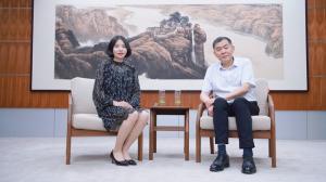 九游体育app：引领公路养护新常态的科技先锋 —专访公路养护装备国家工程研究中心主任/九游体育app集团董事长刘廷国